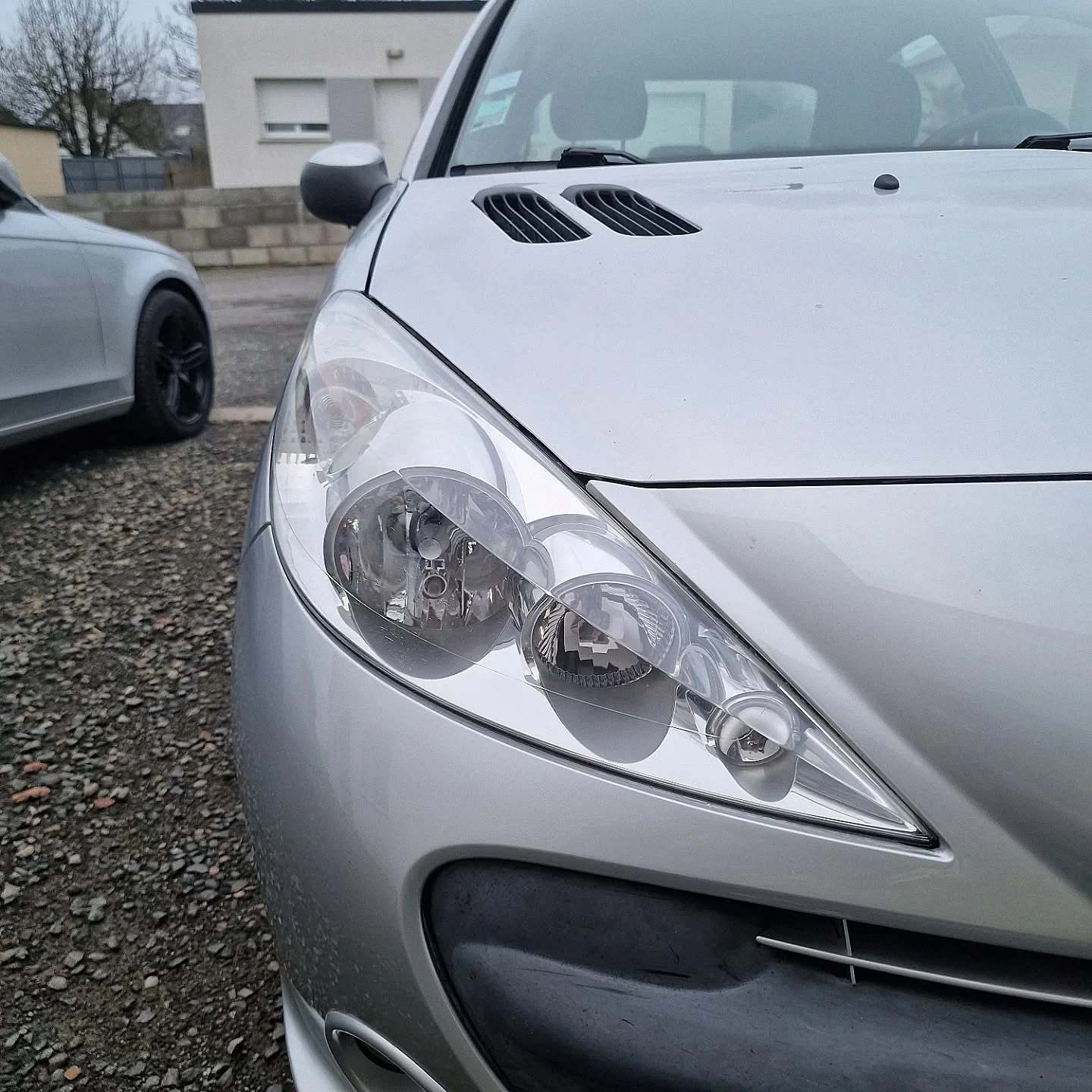 Rénovation d’optique automobile
